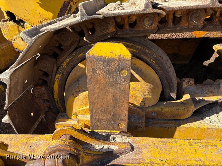 image for item EA7158 Allie Chalmers HD-11 Crawler Dozer