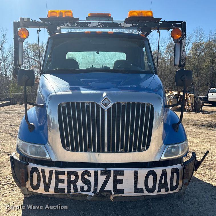 image for item EA7159 2009 International 8600 SBA semi truck