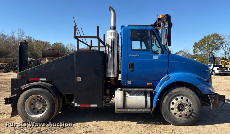 image for item EA7159 2009 International 8600 SBA semi truck