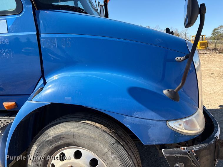 image for item EA7159 2009 International 8600 SBA semi truck