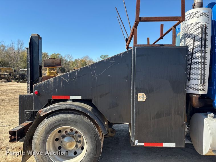 image for item EA7159 2009 International 8600 SBA semi truck