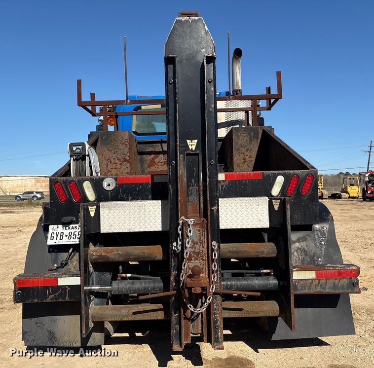 image for item EA7159 2009 International 8600 SBA semi truck