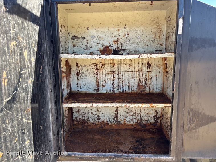 image for item EA7159 2009 International 8600 SBA semi truck