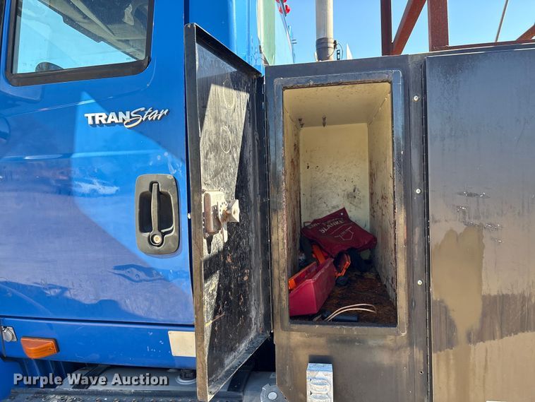 image for item EA7159 2009 International 8600 SBA semi truck