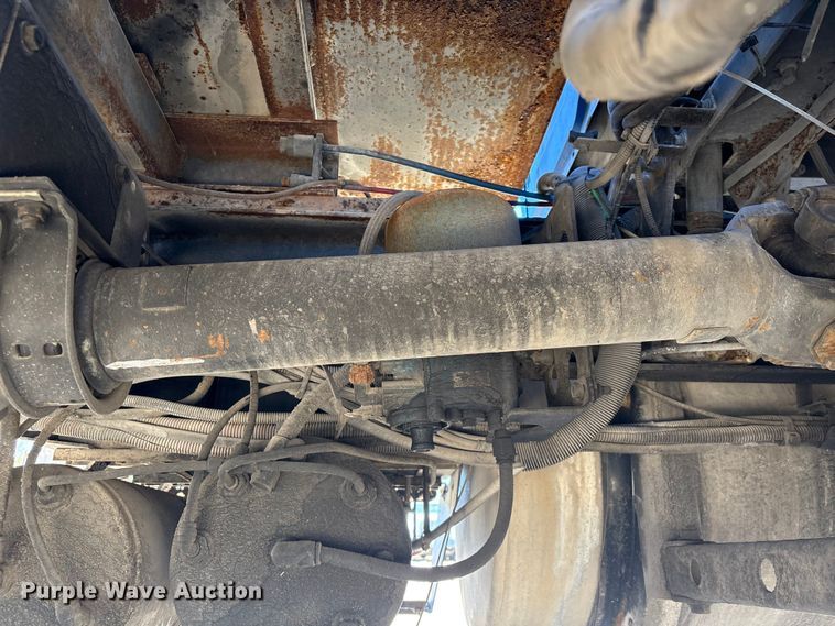 image for item EA7159 2009 International 8600 SBA semi truck