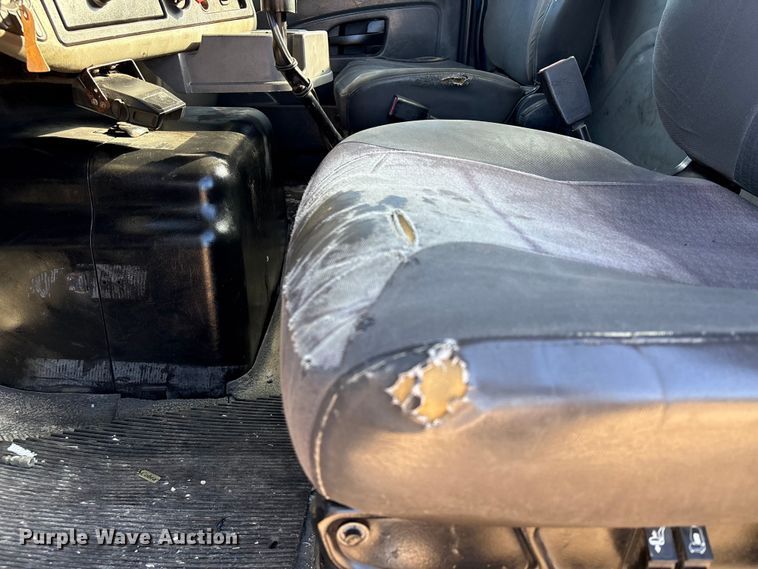 image for item EA7159 2009 International 8600 SBA semi truck