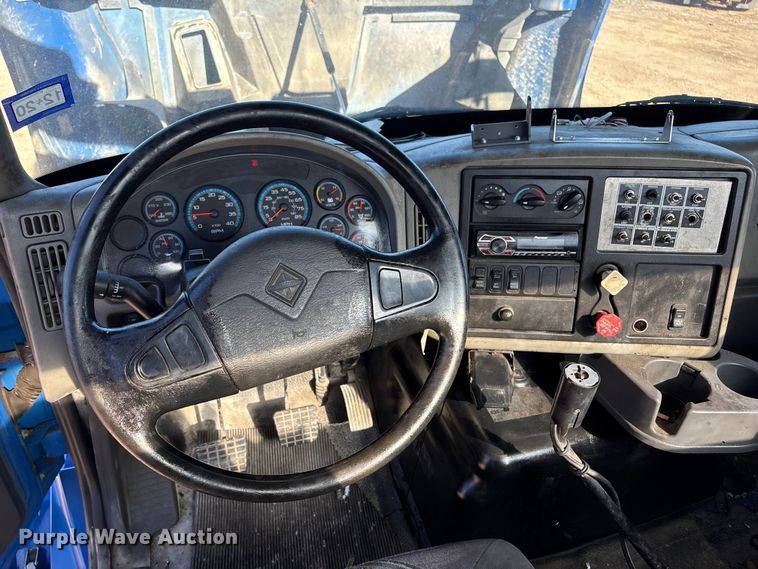 image for item EA7159 2009 International 8600 SBA semi truck