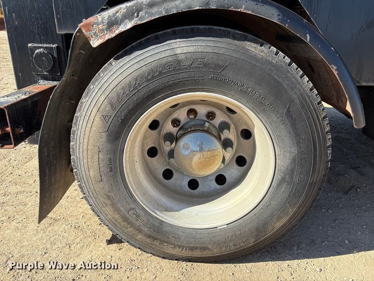 image for item EA7159 2009 International 8600 SBA semi truck