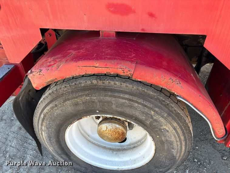 image for item EA7160 2006 International 8600 semi truck