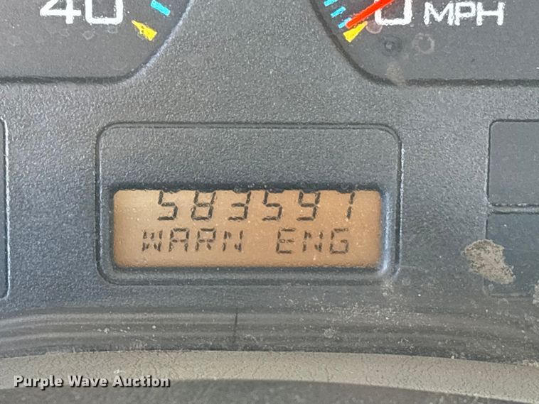 image for item EA7160 2006 International 8600 semi truck