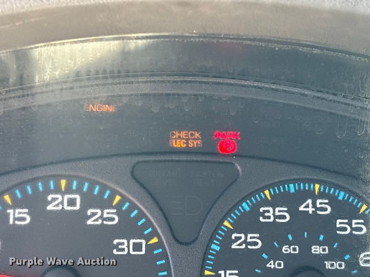 image for item EA7160 2006 International 8600 semi truck