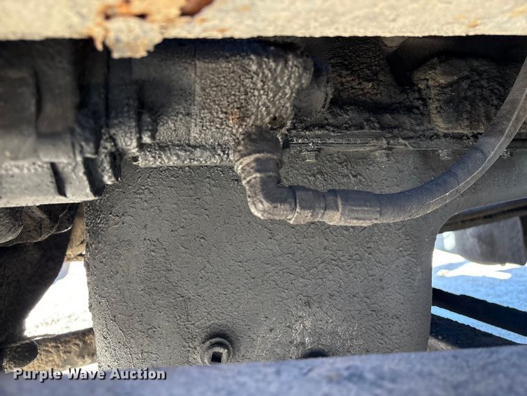 image for item EA7160 2006 International 8600 semi truck