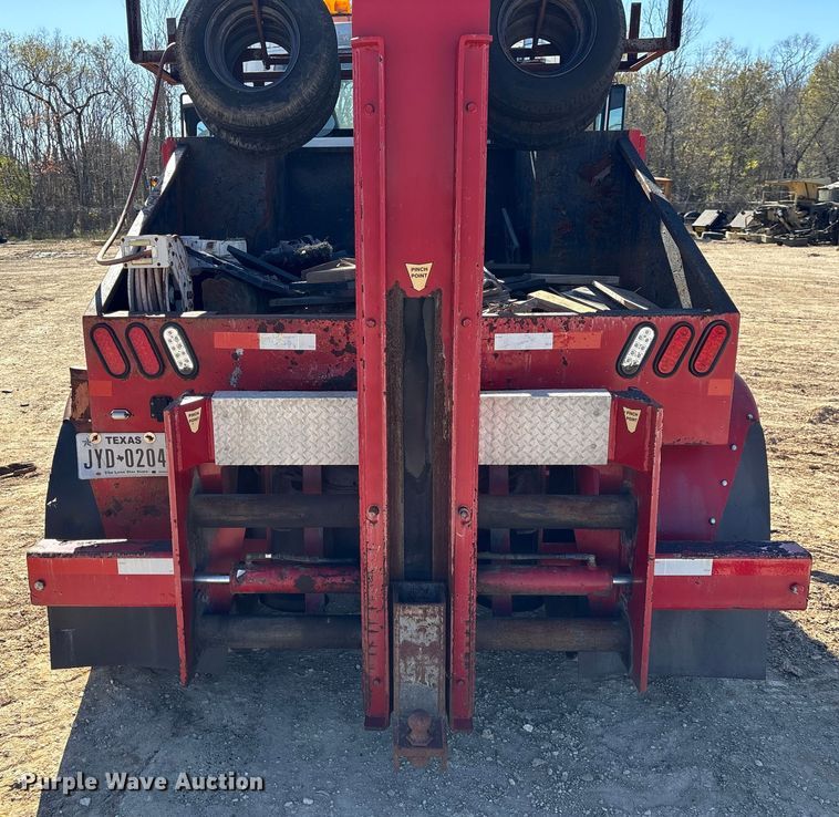 image for item EA7162 2007 International semi truck