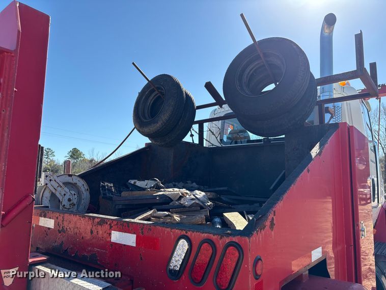 image for item EA7162 2007 International semi truck