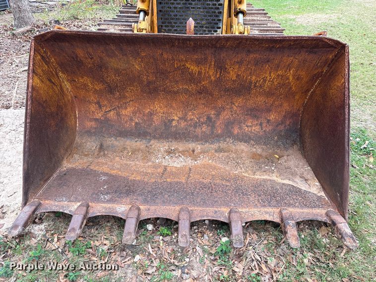 image for item EA7169 1984 John Deere 555A track loader