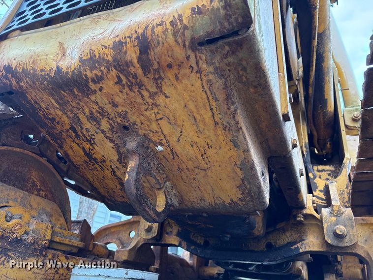 image for item EA7169 1984 John Deere 555A track loader