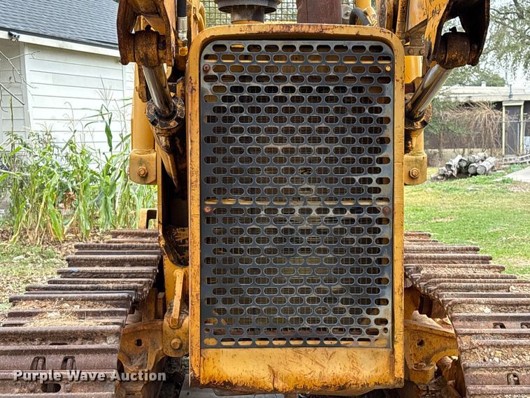 image for item EA7169 1984 John Deere 555A track loader