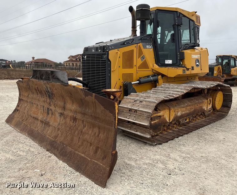 image for item EA7170 2018 John Deere 850K dozer
