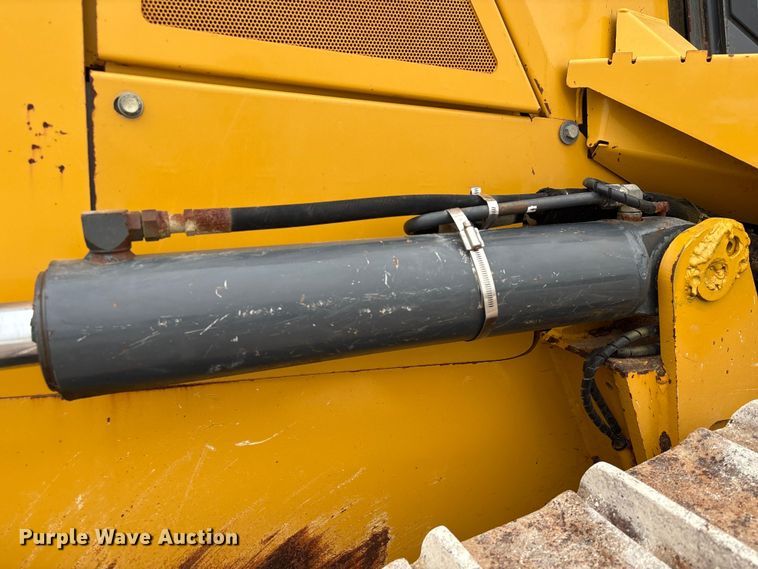 image for item EA7170 2018 John Deere 850K dozer