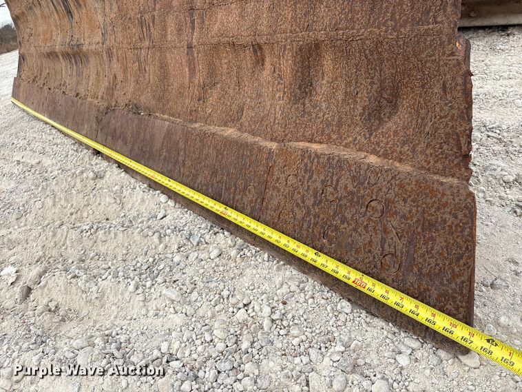 image for item EA7170 2018 John Deere 850K dozer