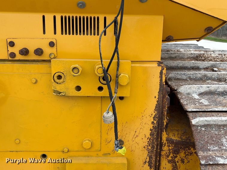 image for item EA7170 2018 John Deere 850K dozer