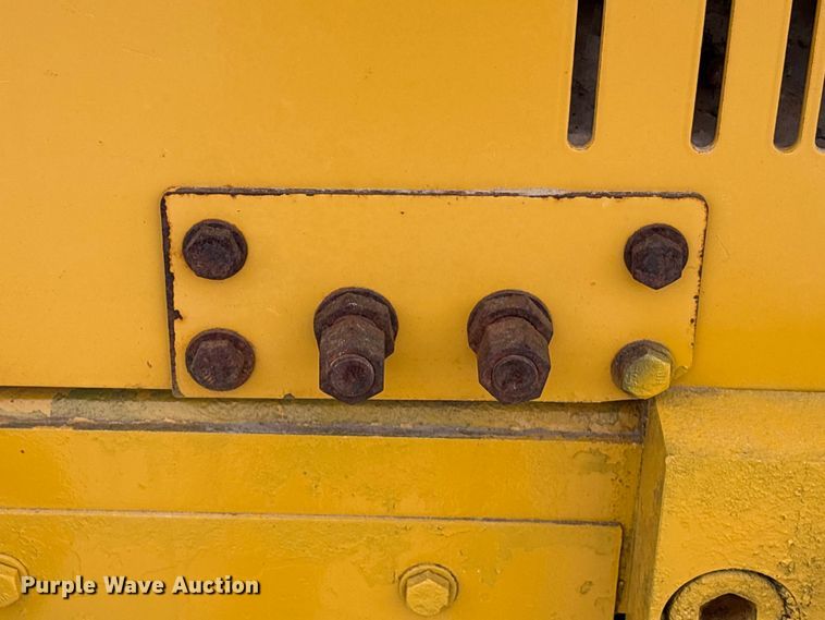 image for item EA7170 2018 John Deere 850K dozer