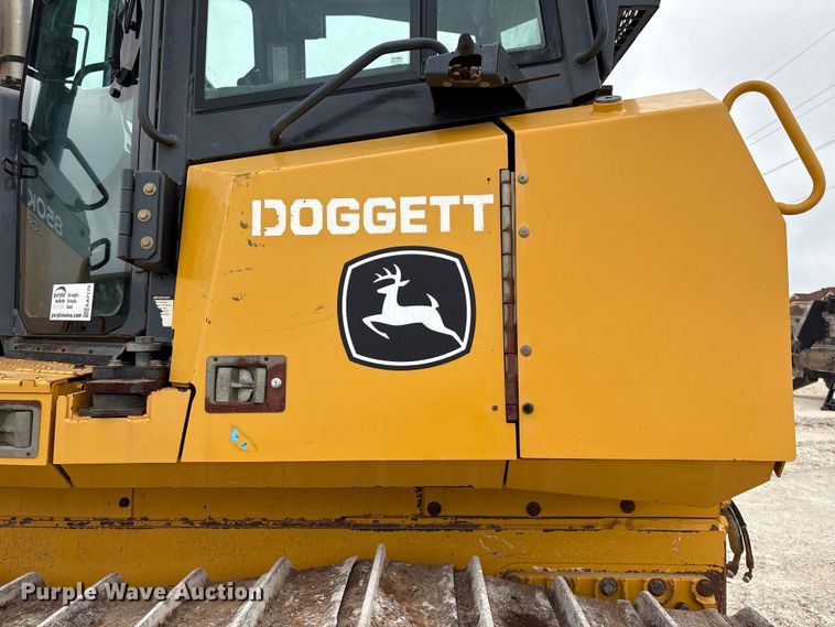 image for item EA7170 2018 John Deere 850K dozer