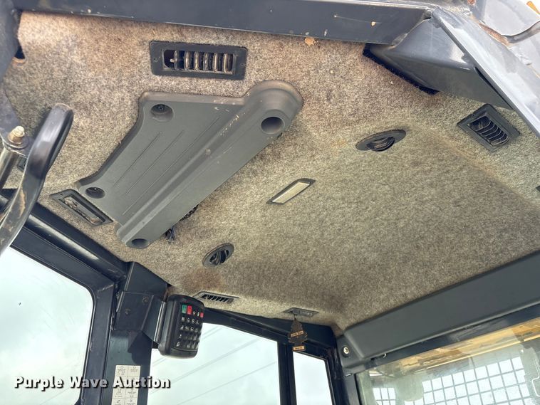 image for item EA7170 2018 John Deere 850K dozer