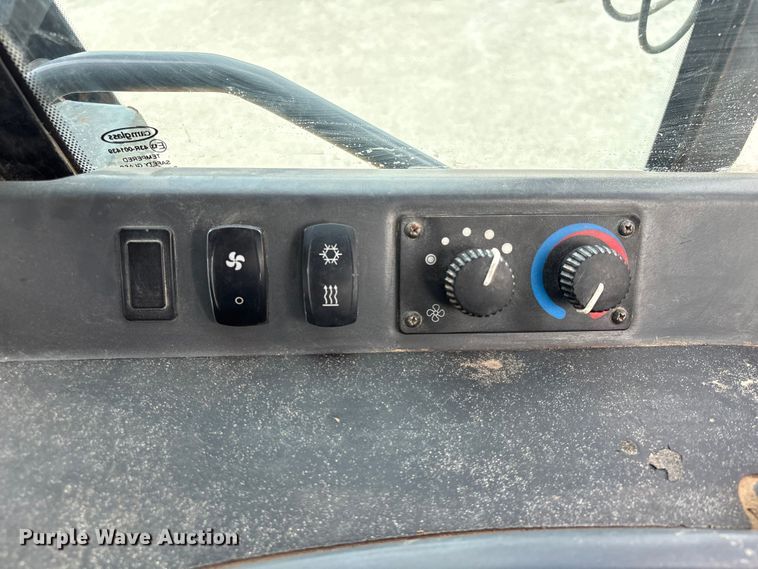 image for item EA7170 2018 John Deere 850K dozer