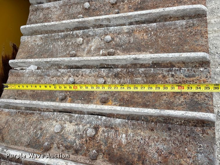 image for item EA7170 2018 John Deere 850K dozer