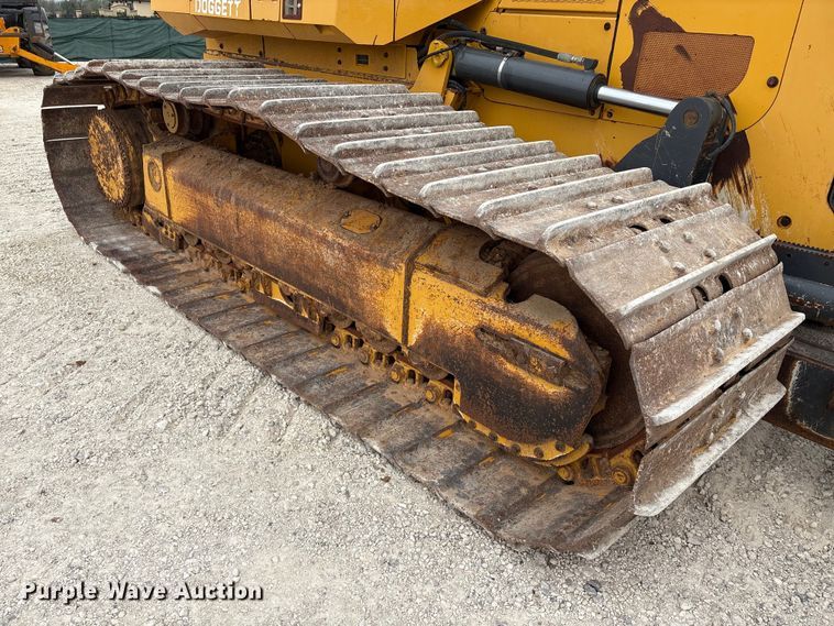 image for item EA7170 2018 John Deere 850K dozer