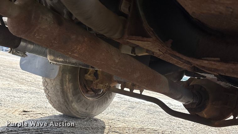 image for item EA7823 1997 International 4800 dump truck