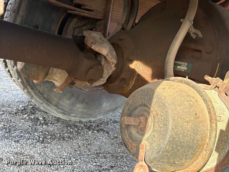 image for item EA7823 1997 International 4800 dump truck