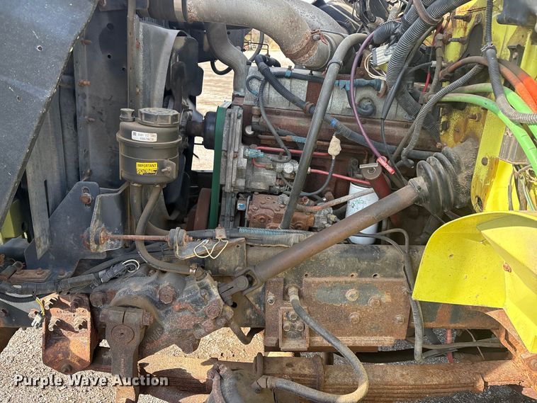 image for item EA7823 1997 International 4800 dump truck