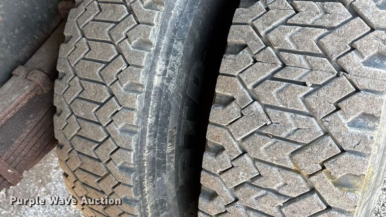 image for item EA7823 1997 International 4800 dump truck