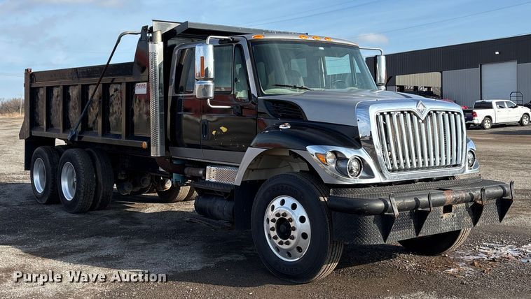 image for item EA7824 2008 International 7000 dump truck