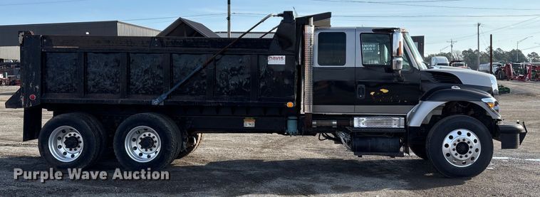 image for item EA7824 2008 International 7000 dump truck