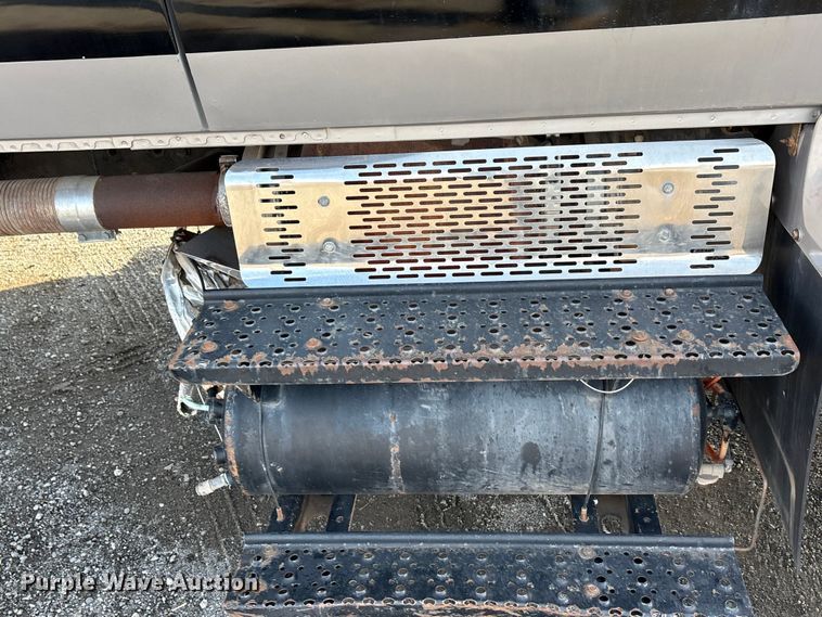 image for item EA7824 2008 International 7000 dump truck