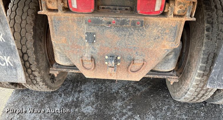 image for item EA7824 2008 International 7000 dump truck