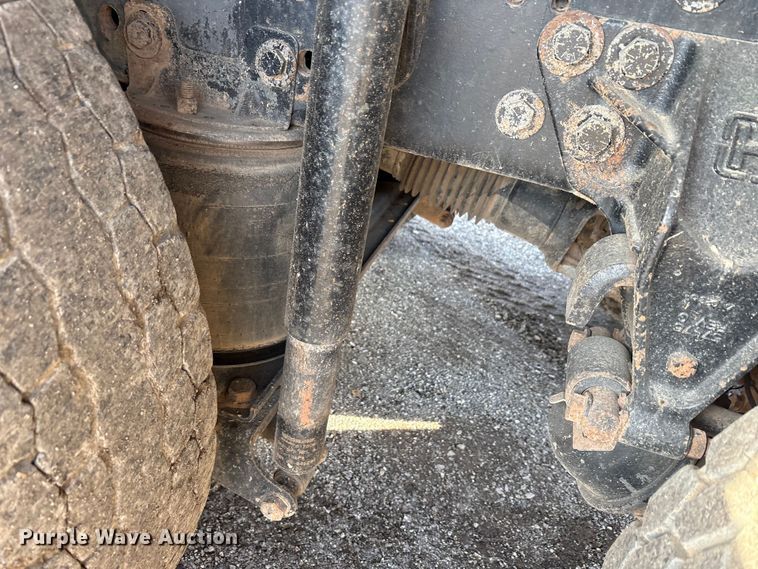 image for item EA7824 2008 International 7000 dump truck