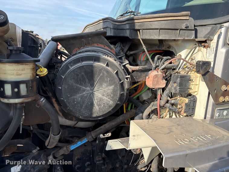 image for item EA7824 2008 International 7000 dump truck