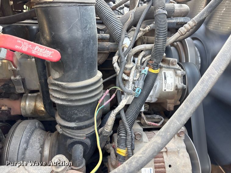 image for item EA7824 2008 International 7000 dump truck