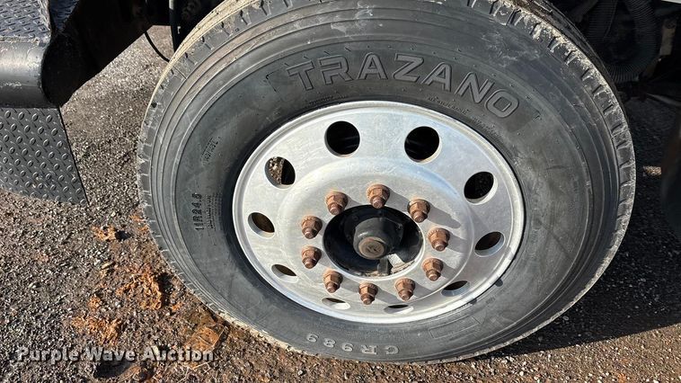 image for item EA7824 2008 International 7000 dump truck