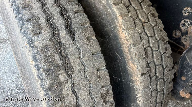 image for item EA7824 2008 International 7000 dump truck