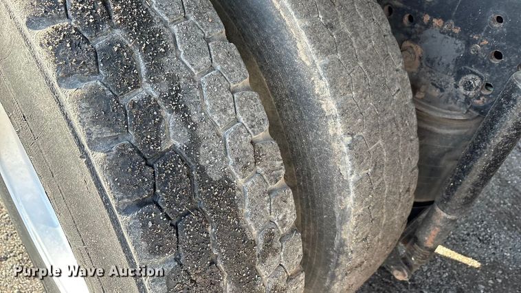 image for item EA7824 2008 International 7000 dump truck