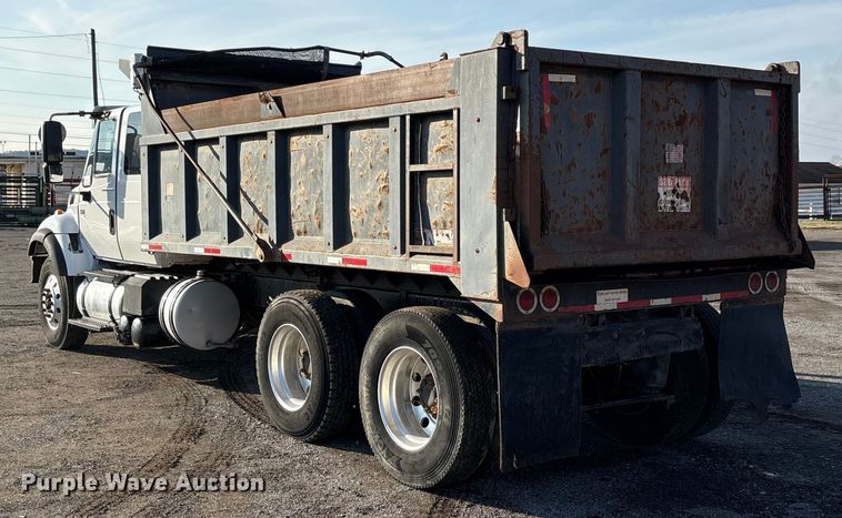 image for item EA7825 2007 International SF637 dump truck