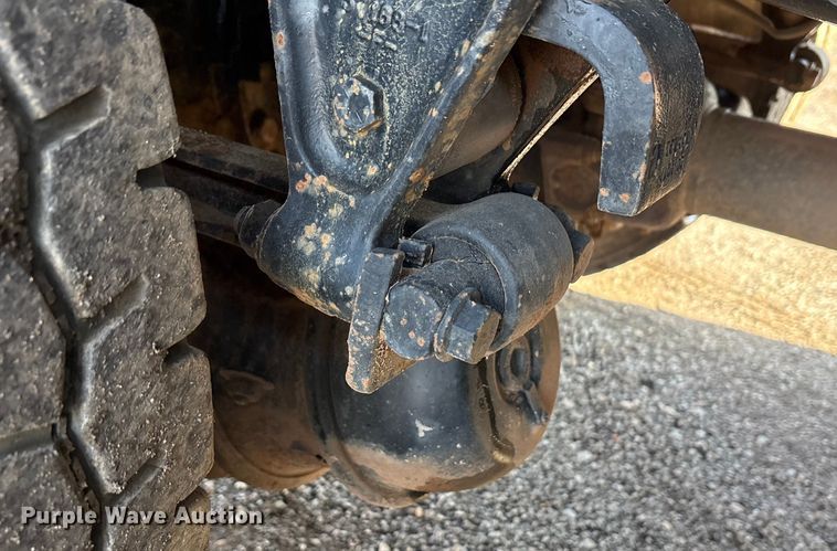 image for item EA7825 2007 International SF637 dump truck