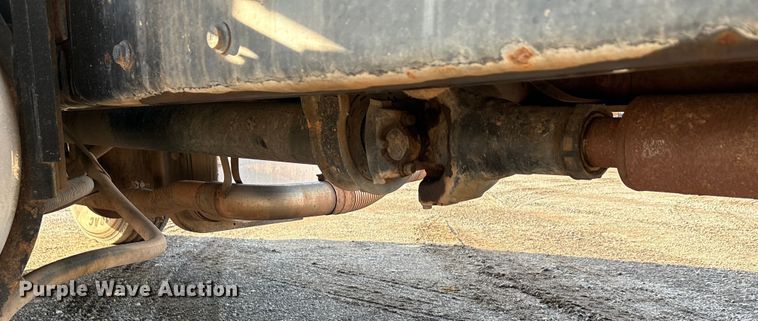 image for item EA7825 2007 International SF637 dump truck