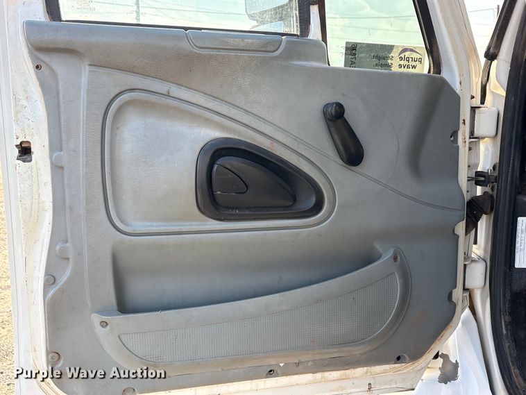 image for item EA7825 2007 International SF637 dump truck