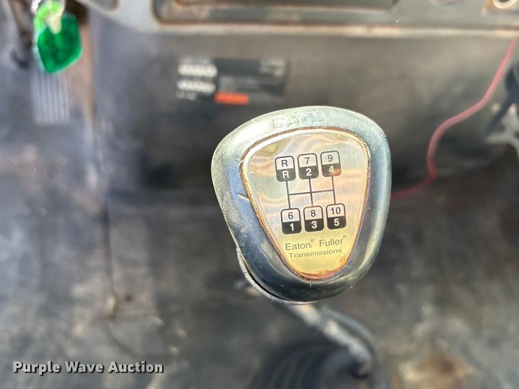 image for item EA7825 2007 International SF637 dump truck